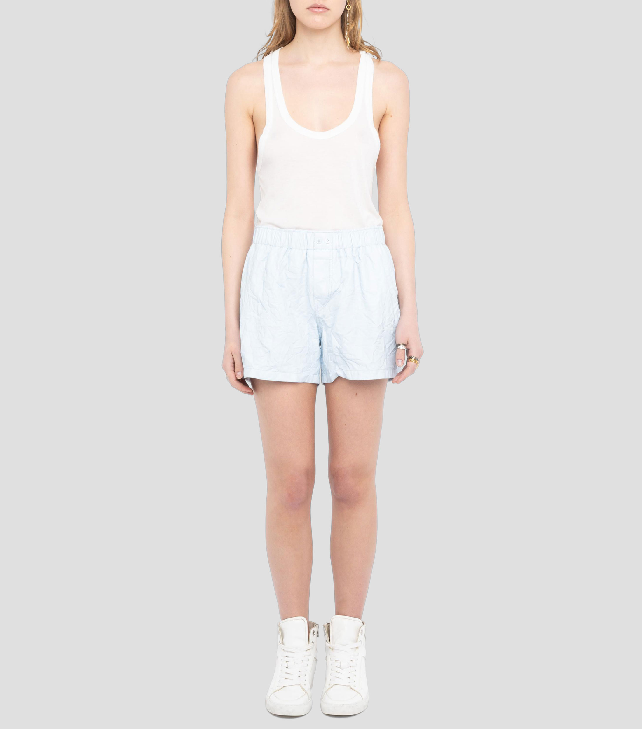 Short liso Mujer